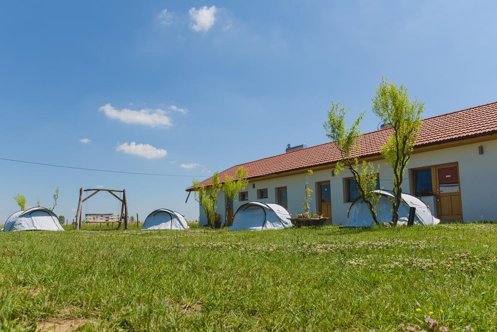 Centru De Recreere Kentaur Hotel Dorolt Exterior photo